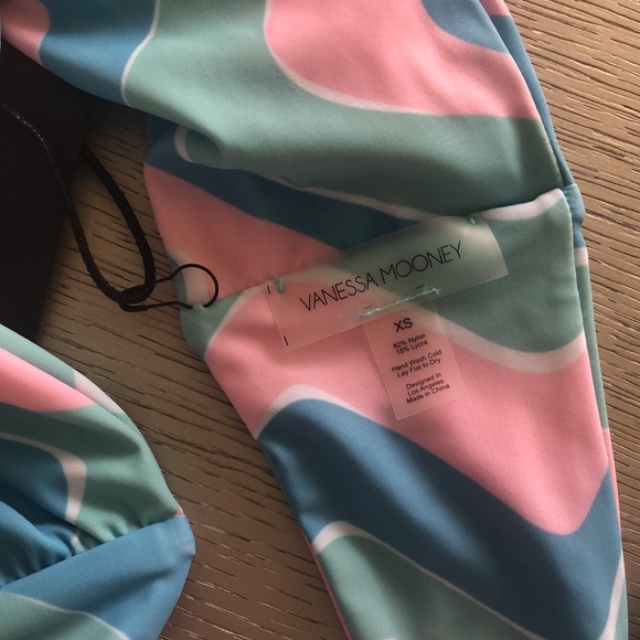 VANESSA MOONEY top Size XS - Picture 6 of 6